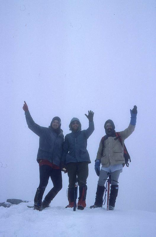 1986-081 McCellans Butte 31-Dec-1986 Me Bryan Kriewald Jeff Stonebraker.jpg
